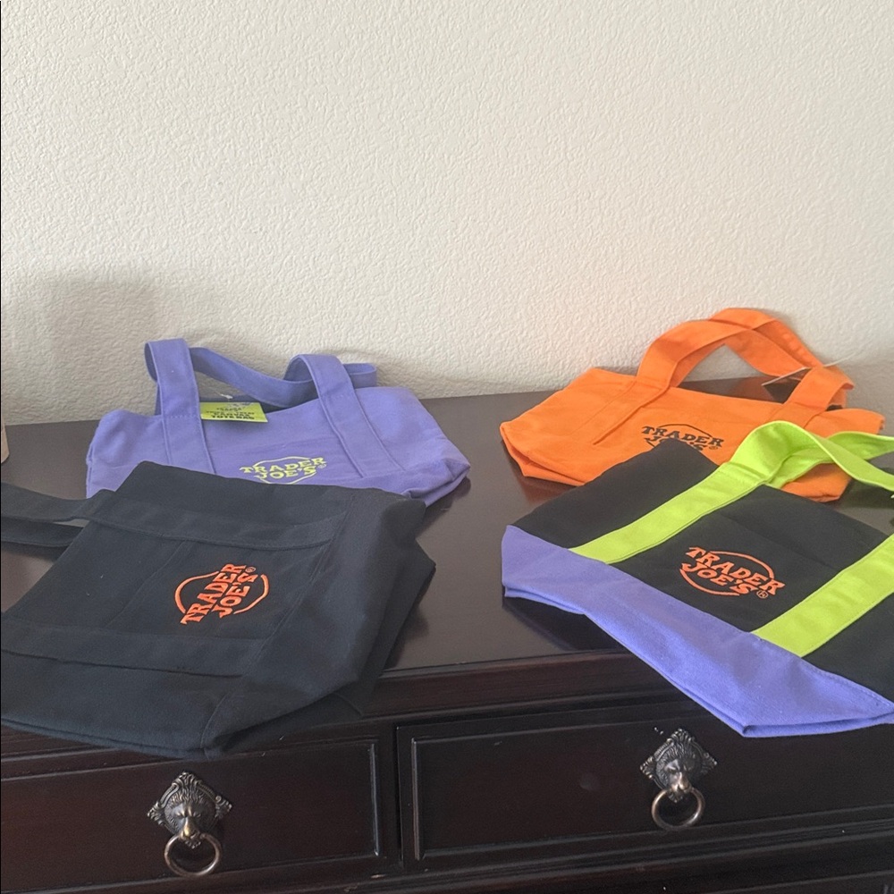 Colorful Tote Bags Set limited edition 2025 Trader Joe’s tote bags Sold Out